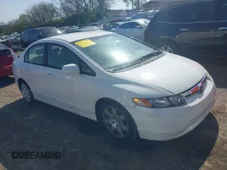 2007 Honda Civic Sdn LX with VIN 1HGFA16527L006070, listed as a IAAI auction lot 41953056 with 183,596 mi miles. Bid and sale history available at carsss.com. Image 1.