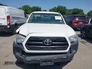 2017 Toyota Tacoma SR z VIN 5TFRX5GN7HX077159, wystawiony jako IAAI lot #42006928 z przebiegiem 92 121 mil mil oraz . Historia ofert i sprzedaży dostępna na DreamBid. Obrazek 11.