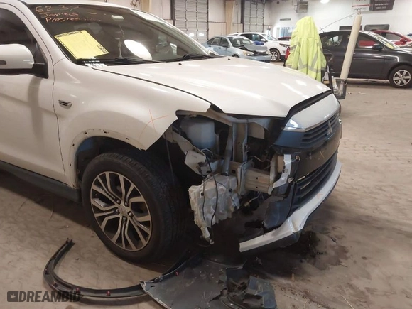 2017 Mitsubishi Outlander Sport ES 2.0 with VIN JA4AP3AU1HZ013330, listed as a IAAI auction lot 41322273 with 80,741 mi miles. Bid and sale history available at carsss.com. Image 6.