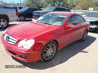 2008 Mercedes-Benz CLK 350 z VIN WDBTJ56H88F236858, wystawiony jako IAAI lot #41795197 z przebiegiem 166 648 mil mil oraz . Historia ofert i sprzedaży dostępna na DreamBid. Obrazek 2.