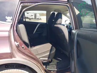 2016 Toyota RAV4 LE with VIN 2T3ZFREV4GW284902, listed as a IAAI auction lot 42054633 with 117,463 mi miles and . Bid and sale history available at carsss.com. Image 8.