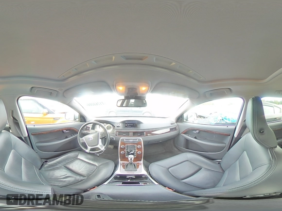 2013 Volvo XC70 3.2L with VIN YV4952BZ5D1154801, listed as a Copart auction lot 71763204 with 136,913 mi miles and Salvage Title. Bid and sale history available at DreamBid. Image 13.