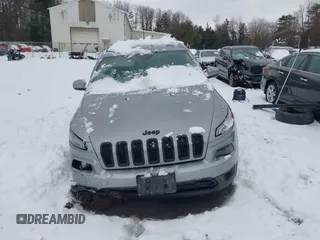 2018 Jeep Cherokee Latitude Tech Connect with VIN 1C4PJMCB3JD529713, listed as a IAAI auction lot 41007827 with 70,126 mi miles and . Bid and sale history available at DreamBid. Image 12.
