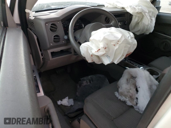 2007 Jeep Commander Sport with VIN 1J8HH48P97C636115, listed as a Copart auction lot 84051624 with 0 mi miles and Salvage Title. Bid and sale history available at carsss.com. Image 8.