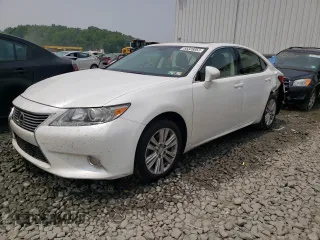 2014 Lexus ES 330 with VIN JTHBK1GG4E2102343, listed as a Copart auction lot 58328853 with 147,182 mi miles and Salvage title. Bid and sale history available at DreamBid. Image 1.