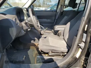 2014 Jeep Patriot Sport with VIN 1C4NJPBB4ED917176, listed as a Copart auction lot 50929685 with 101,851 mi miles and Salvage Title. Bid and sale history available at carsss.com. Image 7.