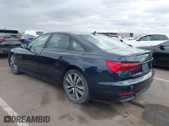 2021 Audi A6 Premium z VIN WAUD3AF20MN104078, wystawiony jako IAAI lot #42034978 z przebiegiem 57 530 mil mil oraz . Historia ofert i sprzedaży dostępna na DreamBid. Obrazek 3.