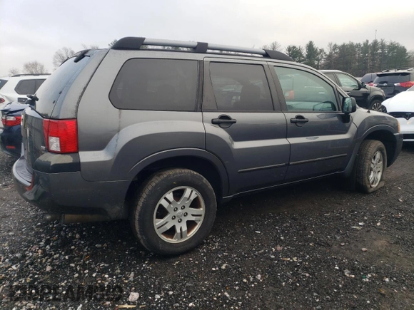 2005 Mitsubishi Endeavor LS with VIN 4A4MN21S45E028157, listed as a Copart auction lot 45087575 with 82,570 mi miles and Non Repairable. Bid and sale history available at carsss.com. Image 3.