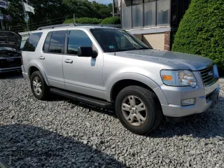 2010 Ford Explorer XLT z VIN 1FMEU7DE2AUA82828, wystawiony jako Copart lot #60664435 z przebiegiem 118 715 mil mil oraz Czysty tytuł • Clean title. Historia ofert i sprzedaży dostępna na DreamBid. Obrazek 4.