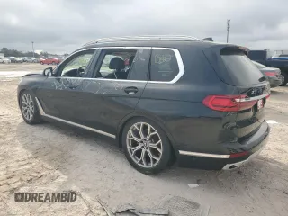 2020 BMW X7 xDrive40i with VIN 5UXCW2C01L9B96566, listed as a Copart auction lot 44604155 with 0 mi miles and Clean Title. Bid and sale history available at carsss.com. Image 2.