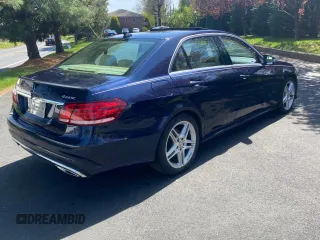 2014 Mercedes-Benz E-Class E 350 Luxury with VIN WDDHF8JB1EA850968, listed as a Copart auction lot 54574215 with 120,253 mi miles and Clean Title. Bid and sale history available at carsss.com. Image 4.