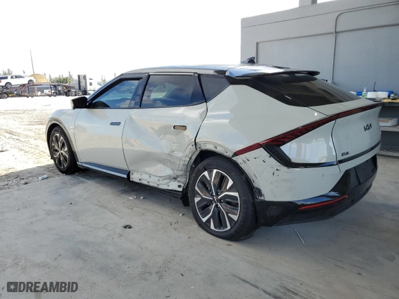 2022 Kia EV6 Wind with VIN KNDC3DLCXN5032322, listed as a Copart auction lot 53031884 with 45,369 mi miles and Non Repairable. Bid and sale history available at carsss.com. Image 2.
