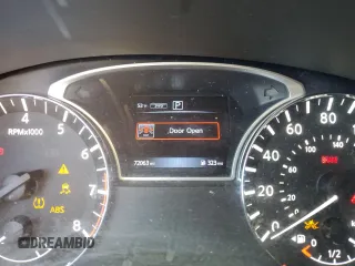 2020 Nissan Pathfinder SL z VIN 5N1DR2CM1LC580827, wystawiony jako Copart lot #45777555 z przebiegiem 72 063 mil mil oraz Szkoda całkowita • Salvage title. Historia ofert i sprzedaży dostępna na DreamBid. Obrazek 9.