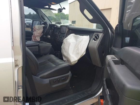 2013 Ford F-250 XL with VIN 1FT7W2BT9DEA72596, listed as a IAAI auction lot 42399011 with 275,470 mi miles and . Bid and sale history available at DreamBid. Image 5.
