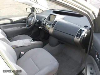 2007 Toyota Prius with VIN JTDKB20U977662792, listed as a IAAI auction lot 41589683 with 117,708 mi miles. Bid and sale history available at carsss.com. Image 5.