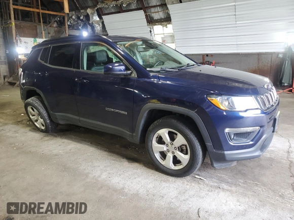 2020 Jeep Compass Latitude z VIN 3C4NJDBB3LT107172, wystawiony jako Copart lot #60655765 z przebiegiem 12 822 mil mil oraz Szkoda całkowita • Salvage title. Historia ofert i sprzedaży dostępna na DreamBid. Obrazek 4.