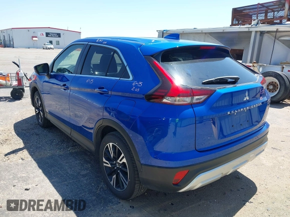 2025 Mitsubishi Eclipse Cross SE with VIN JA4ATWAA3SZ012187, listed as a IAAI auction lot 42480994 with 4,731 mi miles and . Bid and sale history available at DreamBid. Image 3.