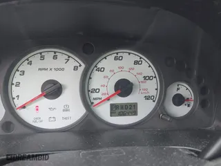 2002 Ford Escape Limited with VIN 1FMCU04152KA38640, listed as a IAAI auction lot 41895674 with 106,449 mi miles. Bid and sale history available at carsss.com. Image 7.