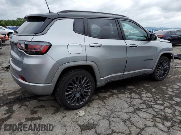 2022 Jeep Compass Limited с VIN 3C4NJDCB4NT157483, выставлен на аукционе Copart как лот 62722915 с пробегом 31 533 миль миль и Списание • Salvage title. История ставок и продаж доступна на DreamBid. Изображение 3.