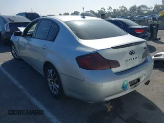 2008 Infiniti G35 Journey with VIN JNKBV61E78M221332, listed as a IAAI auction lot 41637037 with 127,403 mi miles. Bid and sale history available at carsss.com. Image 3.