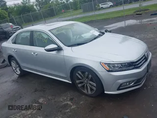 2017 Volkswagen Passat SE with VIN 1VWGT7A34HC065318, listed as a IAAI auction lot 42512681 with 57,975 mi miles and . Bid and sale history available at DreamBid. Image 1.