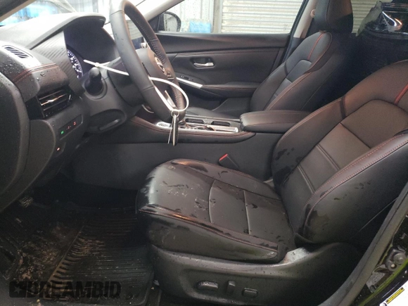 2025 Nissan Sentra SR z VIN 3N1AB8DV9SY226598, wystawiony jako Copart lot #55773475 z przebiegiem 1 030 mil mil oraz Szkoda całkowita • Salvage title. Historia ofert i sprzedaży dostępna na DreamBid. Obrazek 7.