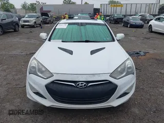 2015 Hyundai Genesis Coupe R-Spec with VIN KMHHU6KJ3FU125152, listed as a IAAI auction lot 42457798 with 159,477 mi miles and . Bid and sale history available at DreamBid. Image 13.