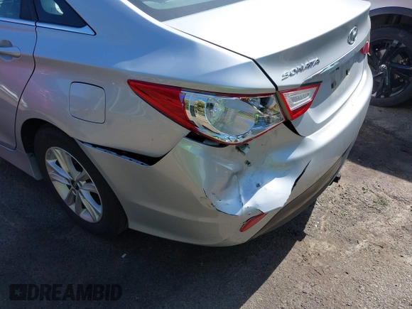 2014 Hyundai Sonata GLS with VIN 5NPEB4AC9EH852955, listed as a IAAI auction lot 42048474 with 107,357 mi miles and . Bid and sale history available at DreamBid. Image 14.