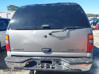 2001 Chevrolet Tahoe LT with VIN 1GNEC13T71R210754, listed as a IAAI auction lot 41629515 with 161,882 mi miles. Bid and sale history available at carsss.com. Image 16.