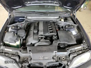 2002 BMW 3 Series 325i with VIN WBAET37452NG79633, listed as a Copart auction lot 44743375 with 118,710 mi miles and Clean Title. Bid and sale history available at carsss.com. Image 11.