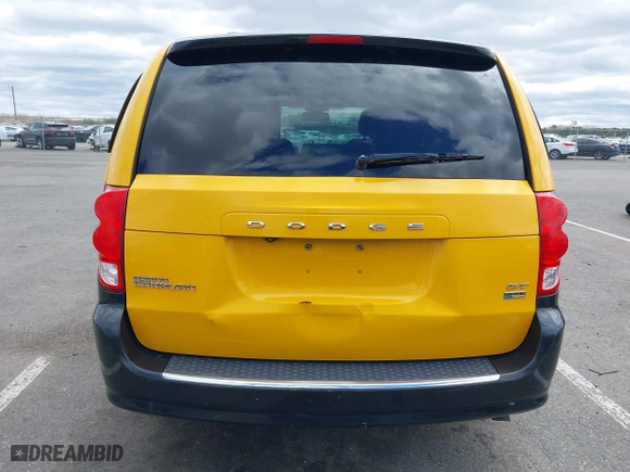 2018 Dodge Grand Caravan GT with VIN 2C4RDGEG5JR343548, listed as a IAAI auction lot 42053156 with 155,798 mi miles. Bid and sale history available at carsss.com. Image 6.
