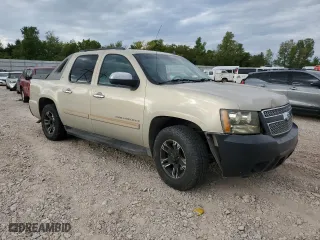 2008 Chevrolet Avalanche LT w/1LT with VIN 3GNFK12308G115133, listed as a Copart auction lot 72465614 with 147,996 mi miles and Salvage Title. Bid and sale history available at carsss.com. Image 4.