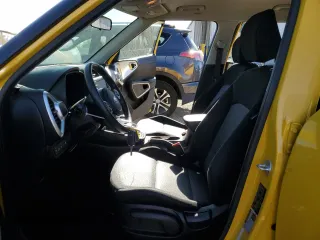 2020 Kia Soul S with VIN KNDJ23AU6L7047661, listed as a Copart auction lot 53344265 with 60,387 mi miles and Salvage Title. Bid and sale history available at carsss.com. Image 7.