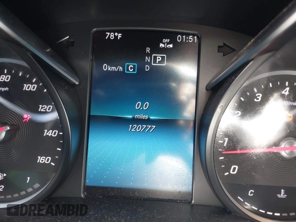 2019 Mercedes-Benz C 300 with VIN 55SWF8DBXKU313935, listed as a IAAI auction lot 42023753 with 120,777 mi miles and . Bid and sale history available at DreamBid. Image 15.