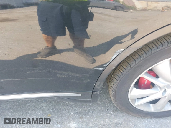 2014 Infiniti QX70 with VIN JN8CS1MW7EM410150, listed as a IAAI auction lot 39960321 with Not Provided miles and . Bid and sale history available at DreamBid. Image 18.