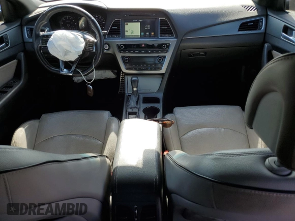 2015 Hyundai Sonata Sport z VIN 5NPE34AB2FH068008, wystawiony jako Copart lot #55229475 z przebiegiem 102 088 mil mil oraz Nie do naprawy • Non repairable. Historia ofert i sprzedaży dostępna na DreamBid. Obrazek 8.