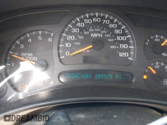 2004 Chevrolet Suburban Z71 with VIN 3GNFK16Z14G174393, listed as a IAAI auction lot 41934826 with 255,578 mi miles. Bid and sale history available at carsss.com. Image 7.