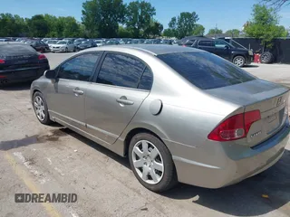 2006 Honda Civic LX z VIN 1HGFA16586L083119, wystawiony jako IAAI lot #42237313 z przebiegiem Nie podano mil oraz . Historia ofert i sprzedaży dostępna na DreamBid. Obrazek 3.