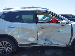 2015 Nissan Rogue SL with VIN 5N1AT2MV9FC886089, listed as a IAAI auction lot 41974712 with 33,946 mi miles. Bid and sale history available at carsss.com. Image 14.