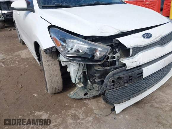 2020 Kia Rio S with VIN 3KPA24AD6LE261393, listed as a IAAI auction lot 41841919 with 73,649 mi miles. Bid and sale history available at carsss.com. Image 6.