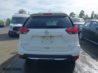 2017 Nissan Rogue SL with VIN 5N1AT2MT4HC832376, listed as a IAAI auction lot 41843307 with 93,106 mi miles. Bid and sale history available at carsss.com. Image 16.