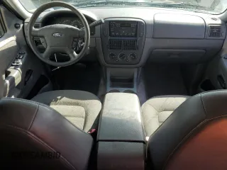 2004 Ford Explorer XLS with VIN 1FMZU62K64ZA56020, listed as a Copart auction lot 61139815 with 158,619 mi miles and Salvage title. Bid and sale history available at DreamBid. Image 8.