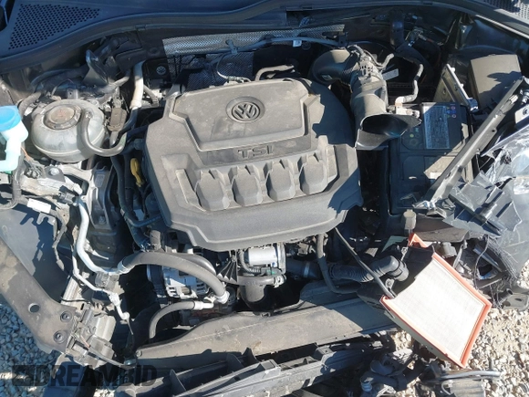 2020 Volkswagen Tiguan S with VIN 3VV1B7AX3LM182198, listed as a IAAI auction lot 41027182 with 44,884 mi miles and . Bid and sale history available at DreamBid. Image 10.