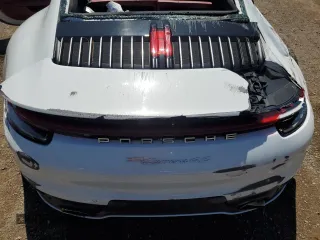 2020 Porsche 911 Carrera S z VIN WP0AB2A91LS225947, wystawiony jako Copart lot #57143425 z przebiegiem Nie podano mil oraz Tytuł czysty. Historia ofert i sprzedaży dostępna na DreamBid. Obrazek 11.