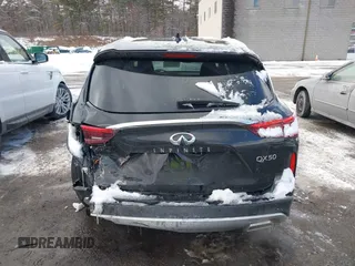 2021 Infiniti QX50 Luxe z VIN 3PCAJ5BBXMF110042, wystawiony jako IAAI lot #41358126 z przebiegiem 40 934 mil mil oraz . Historia ofert i sprzedaży dostępna na DreamBid. Obrazek 16.