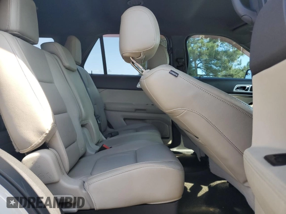 2012 Ford Explorer XLT z VIN 1FMHK7D84CGA50607, wystawiony jako Copart lot #54455775 z przebiegiem 157 653 mil mil oraz Szkoda całkowita • Salvage title. Historia ofert i sprzedaży dostępna na DreamBid. Obrazek 11.