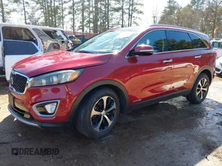 2017 Kia Sorento EX with VIN 5XYPHDA52HG322833, listed as a IAAI auction lot 41611029 with 166,590 mi miles and . Bid and sale history available at DreamBid. Image 2.