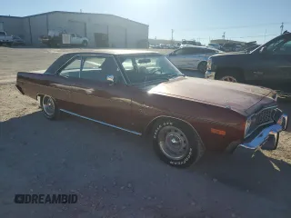 1974 Dodge Dart z VIN LH23C4G110284, wystawiony jako Copart lot #79896194 z przebiegiem 63 067 mil mil oraz Szkoda całkowita • Salvage title. Historia ofert i sprzedaży dostępna na DreamBid. Obrazek 4.