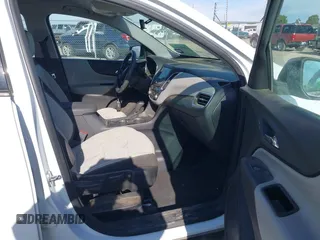 2019 Chevrolet Equinox LS with VIN 3GNAXHEV6KS676068, listed as a IAAI auction lot 42006434 with 55,902 mi miles and . Bid and sale history available at carsss.com. Image 5.
