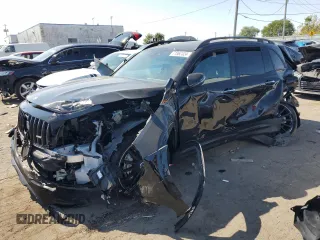 2021 Mercedes-Benz GLB with VIN W1N4M5BBXMW146290, listed as a Copart auction lot 71862324 with 38,637 mi miles and Salvage Title. Bid and sale history available at carsss.com. Image 1.